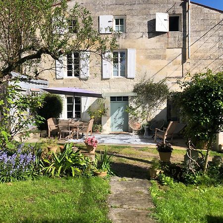L'Heure Bleue Bed and Breakfast Saintes Buitenkant foto